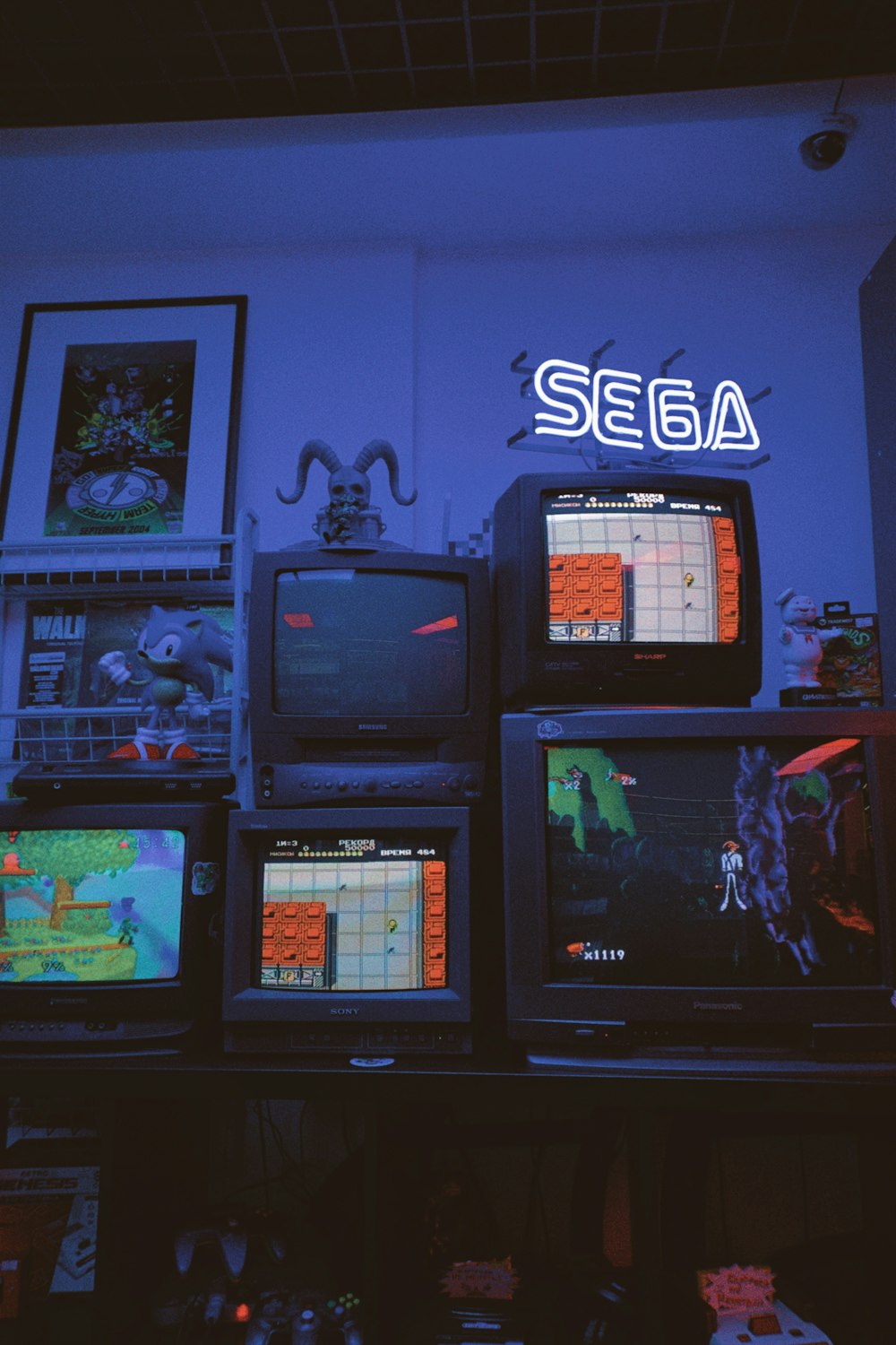 999+ Retro Gaming Pictures | Download Free Images on Unsplash
