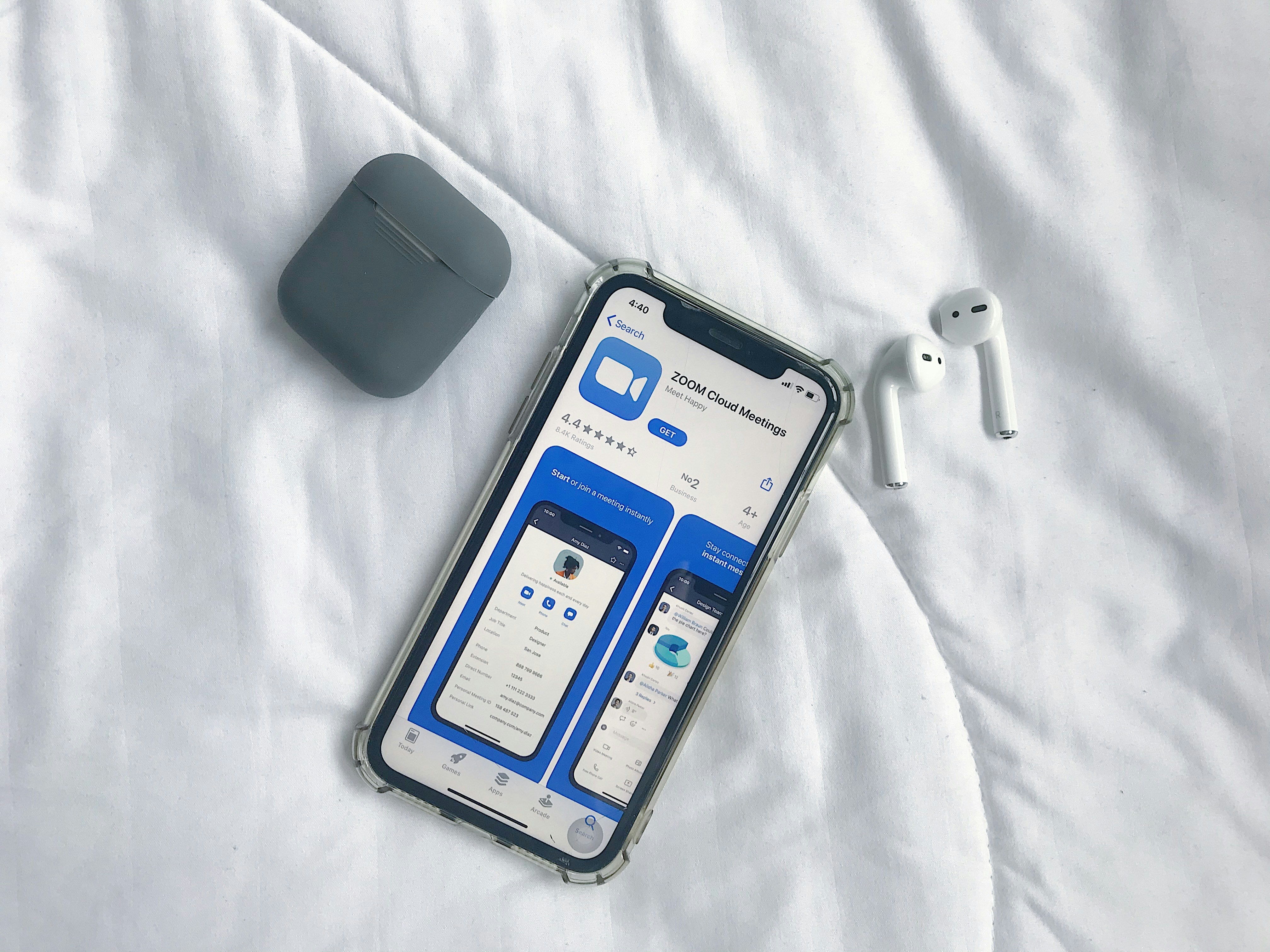 photo-1623915695133-d624f7759fd0?ixid=M3