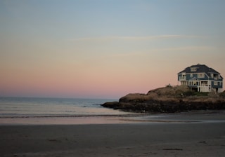 Seaside house in the heart of Torre Lapillo with a stunning ocean view at sunset.