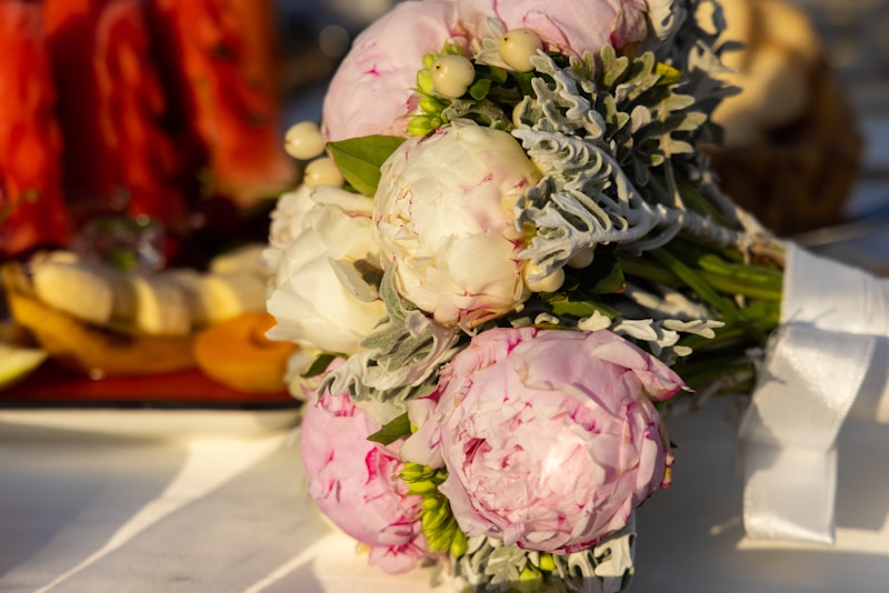Romantic bouquet of pink and white flowers