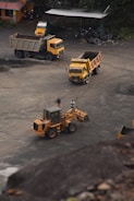 yellow and black truck toy