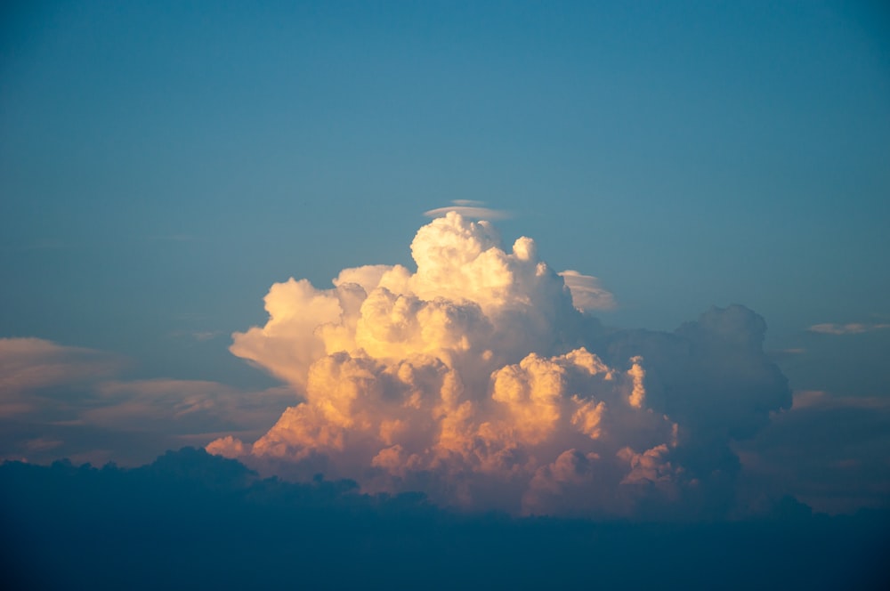 white clouds and blue sky during daytime