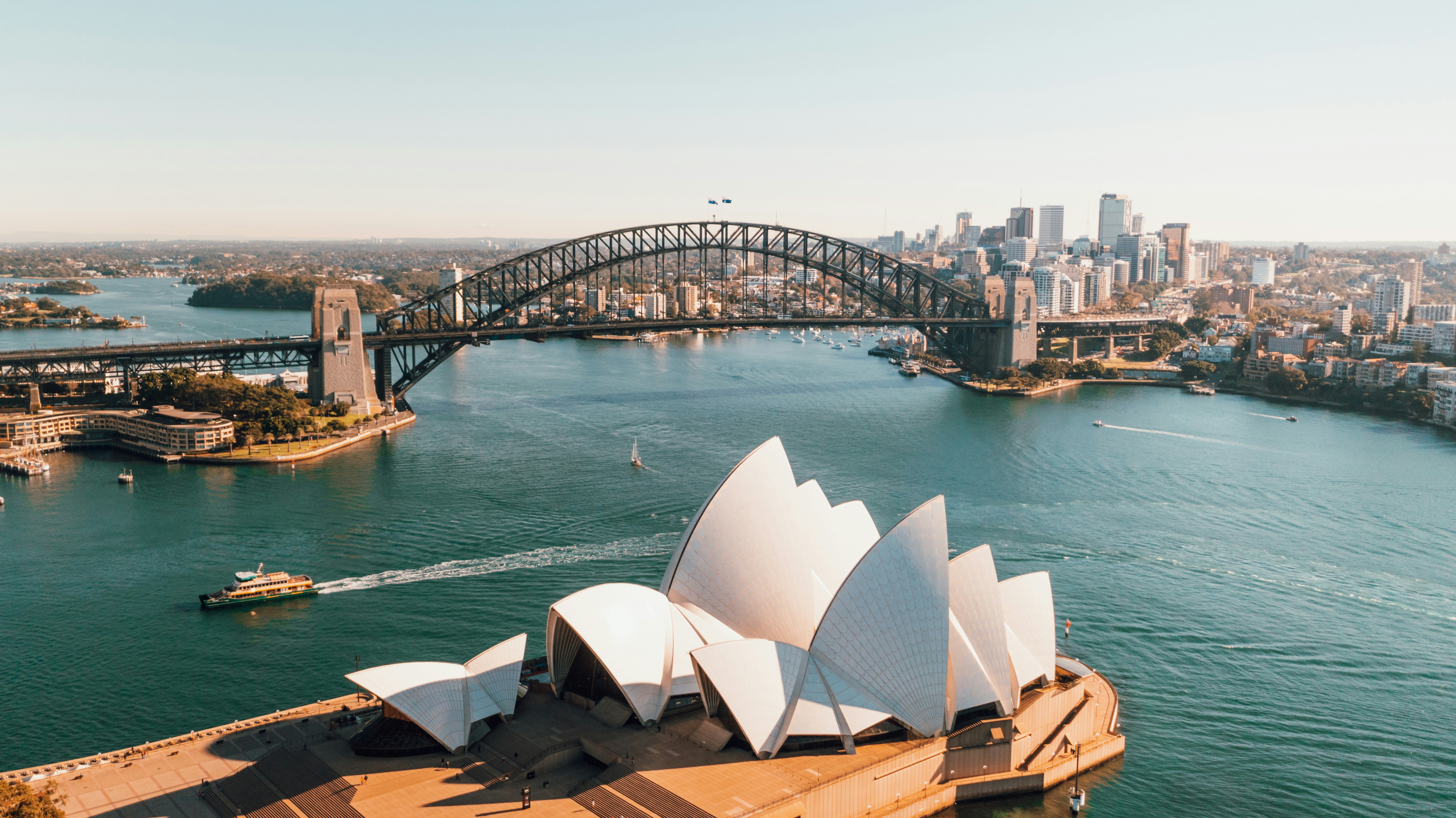 Sydney Harbour mit Opernhaus und Harbour Bridge