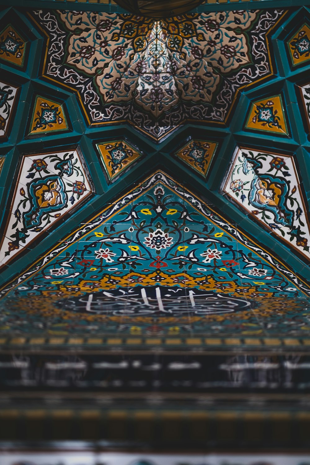 blue and brown floral ceiling