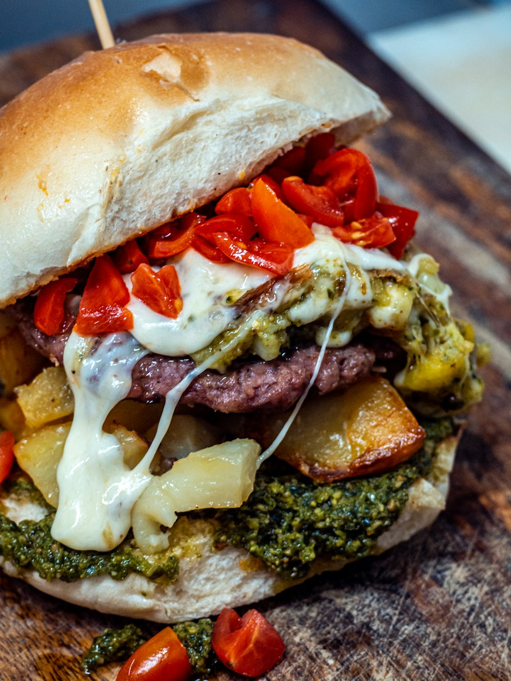 Hamburguesa con tomate y lechuga