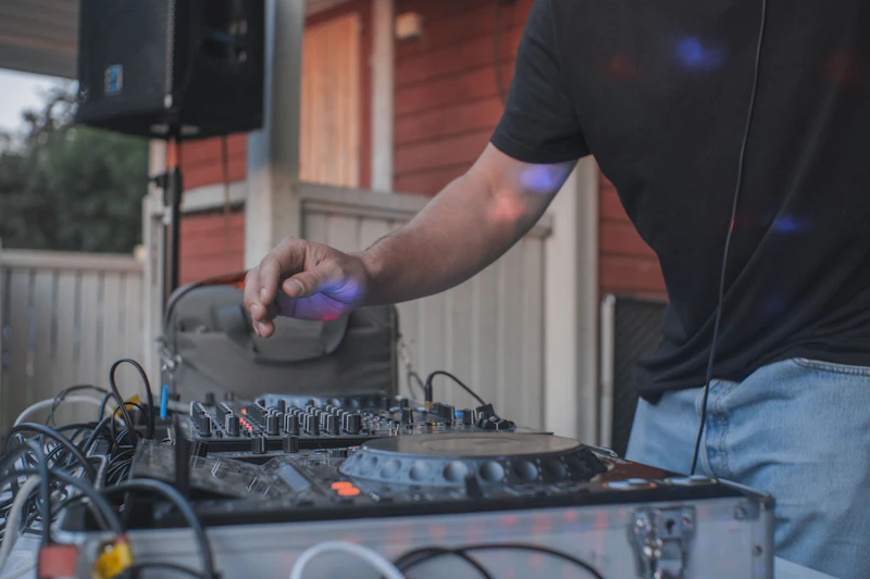 Best Live Music Bars in Helsinki for a Proper Night Out