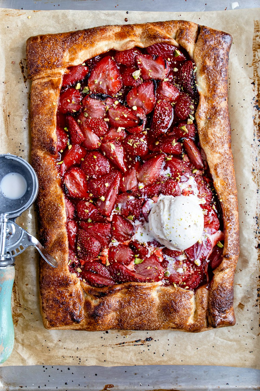 sliced pizza on brown wooden tray