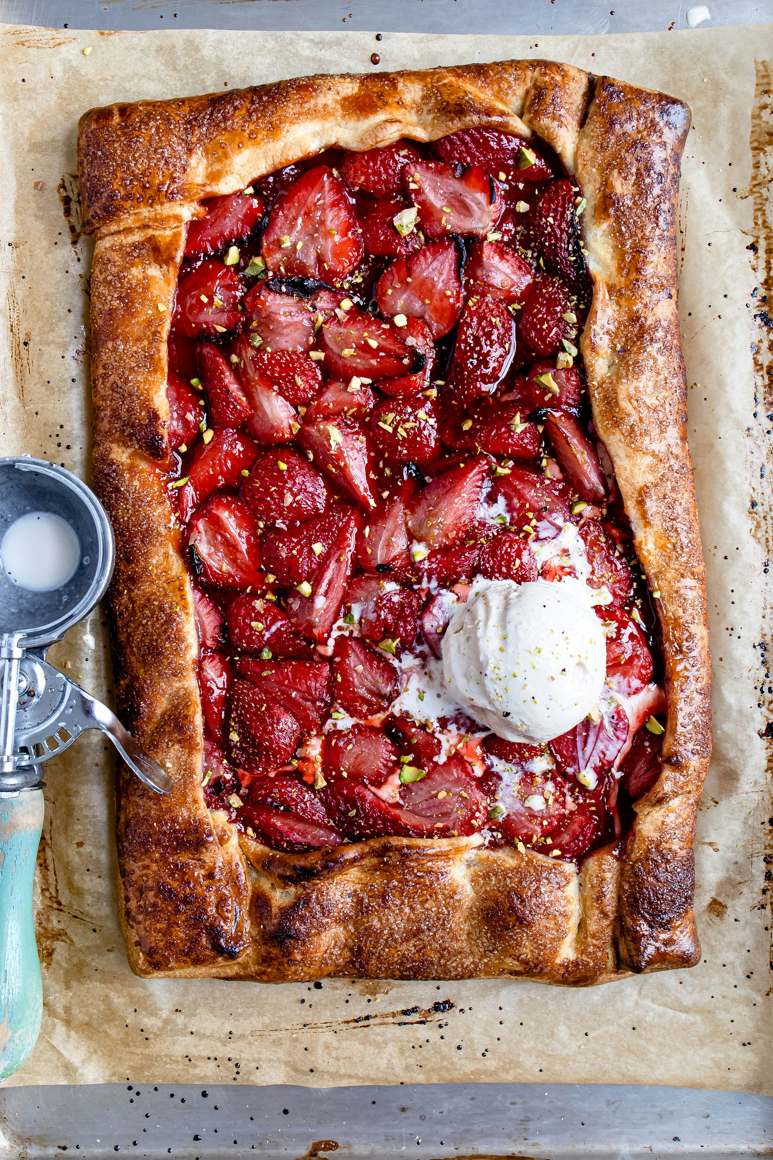 sliced pizza on brown wooden tray