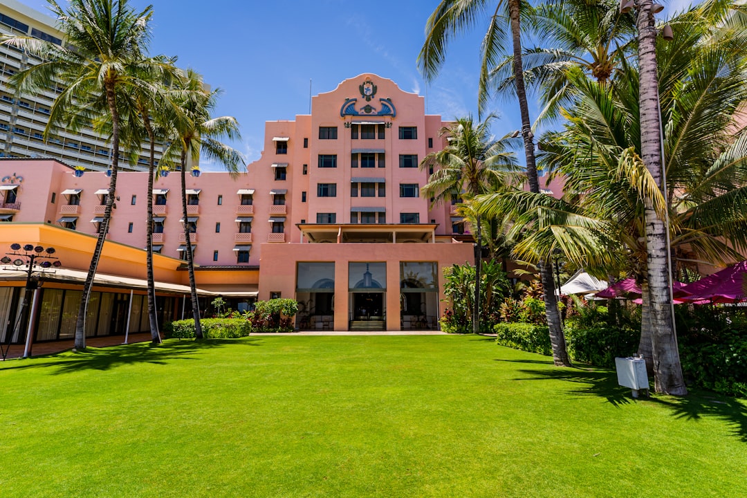 New Adult-Only Oasis Lands in Waikiki