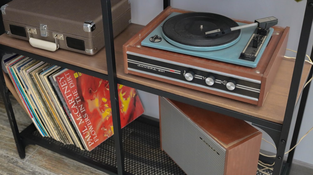 black and silver vinyl record player