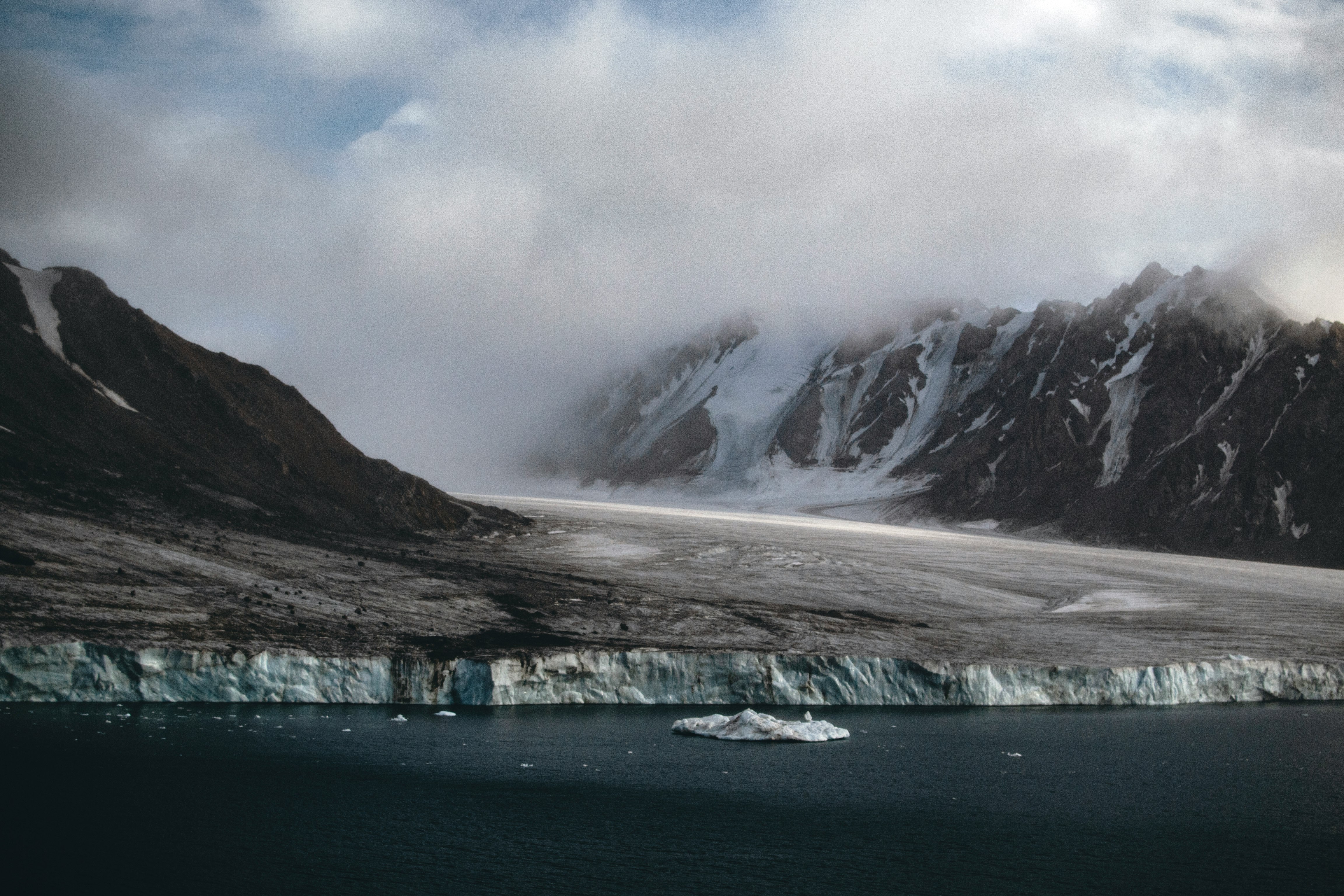 Glaciers in the Canadian Arctic region