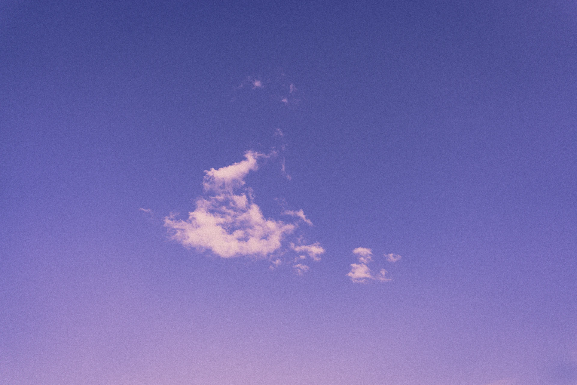 white clouds and blue sky during daytime