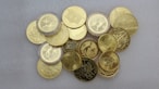gold and silver round coins