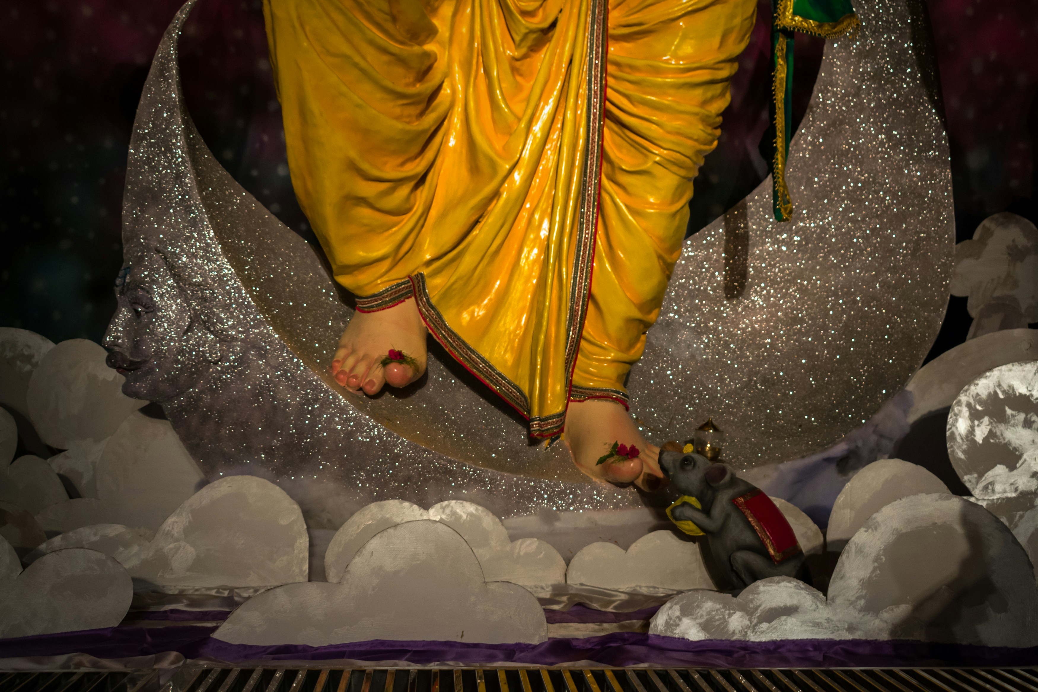 Shri Radha Lotus Feet Pictures | Download Free Images on Unsplash