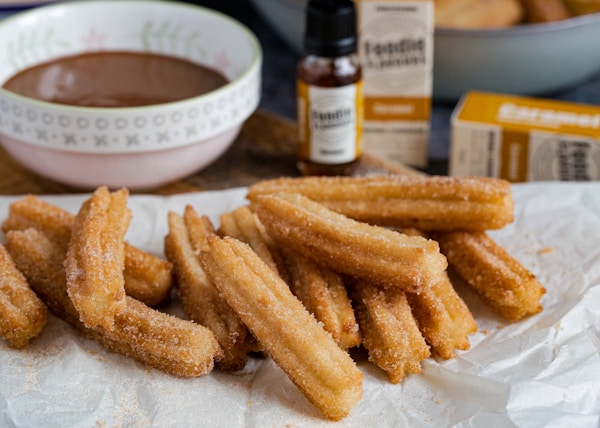 fried fries on white ceramic bowl