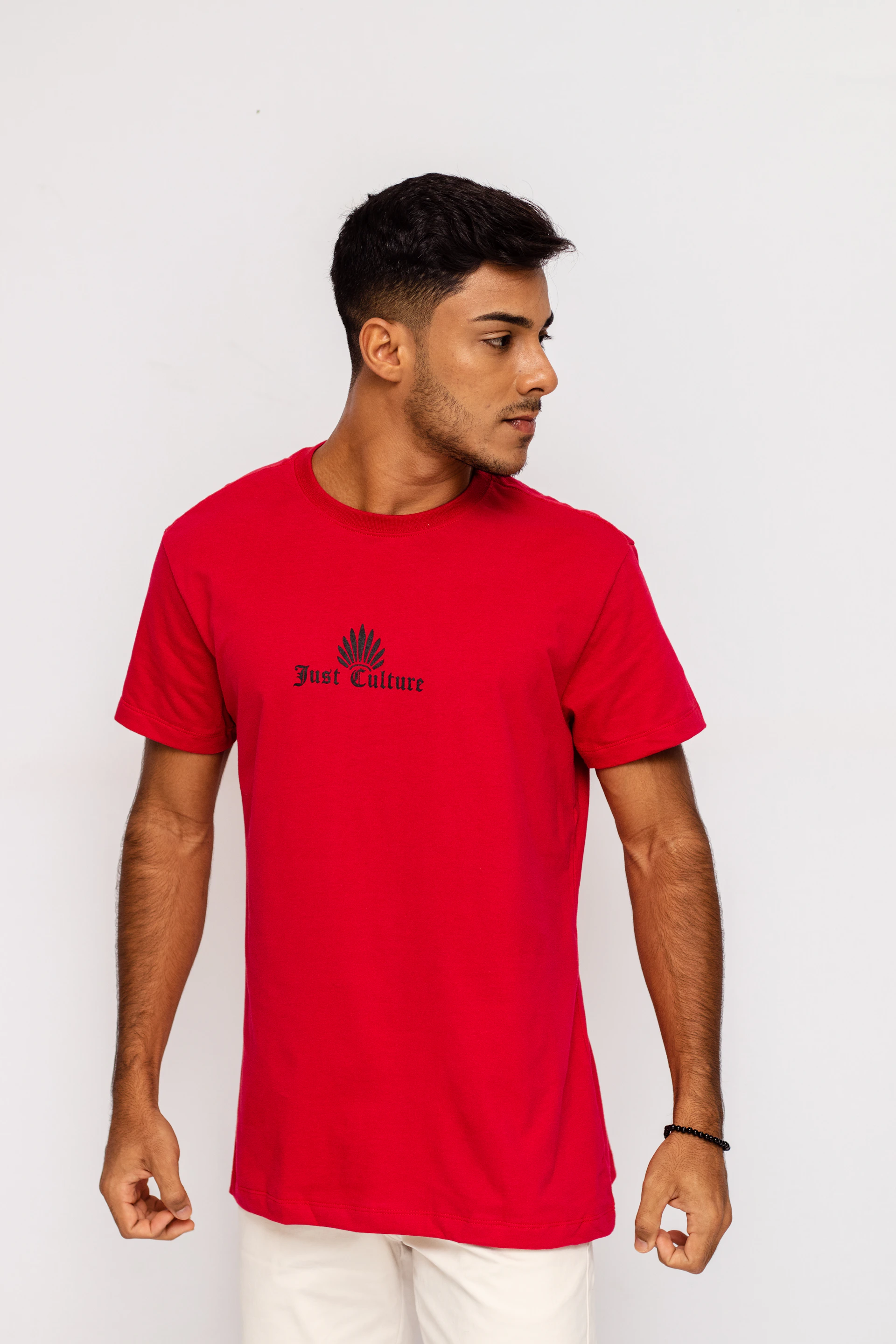 man in red crew neck t-shirt