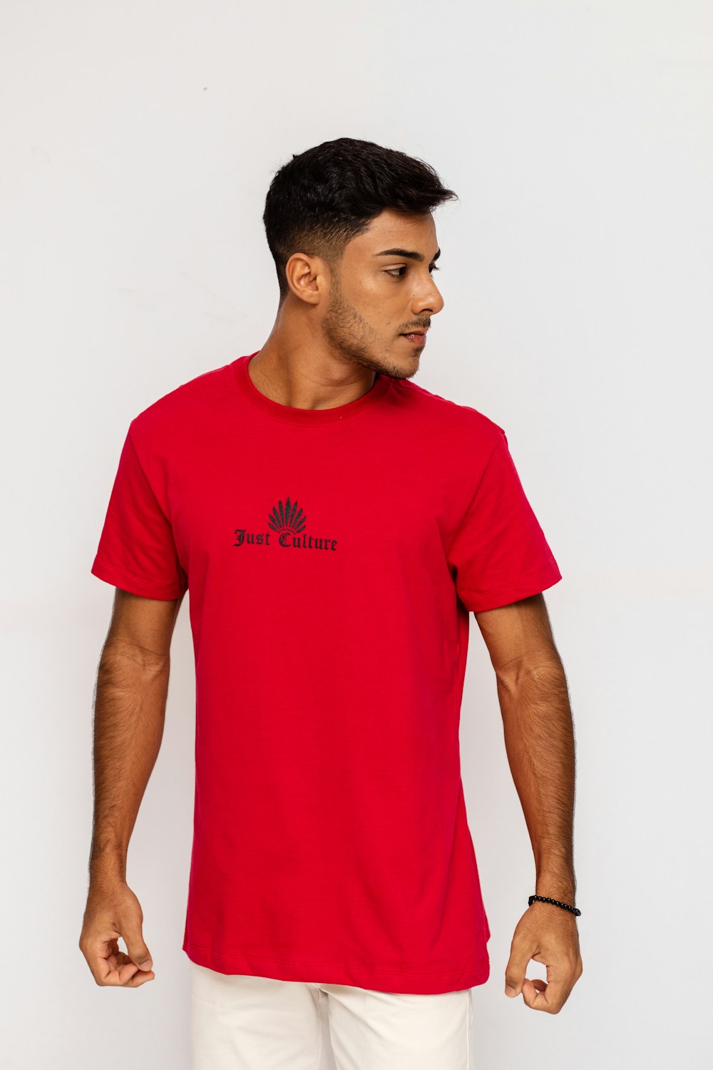 man in red crew neck t-shirt