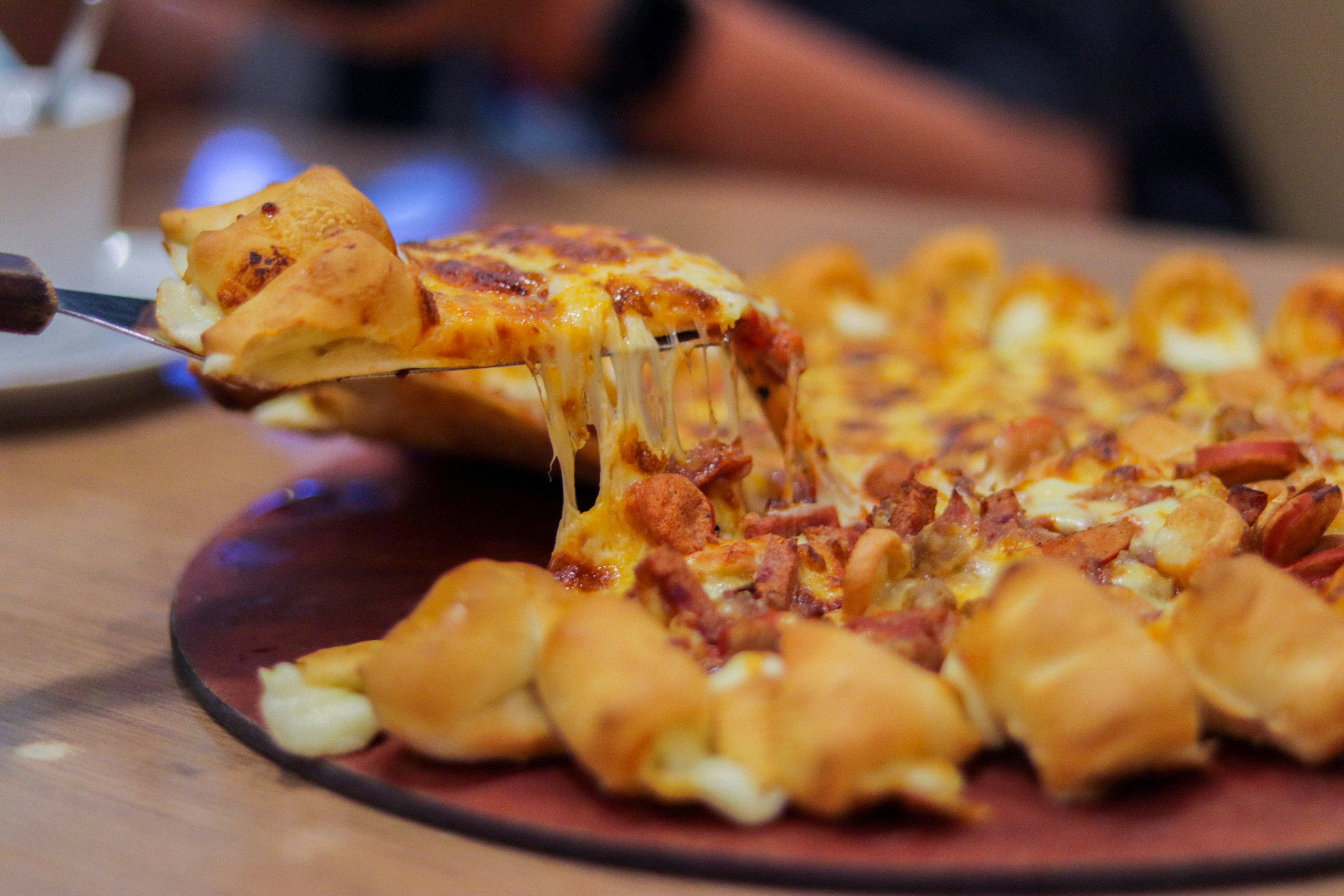 PIZZ 'n' ROLL