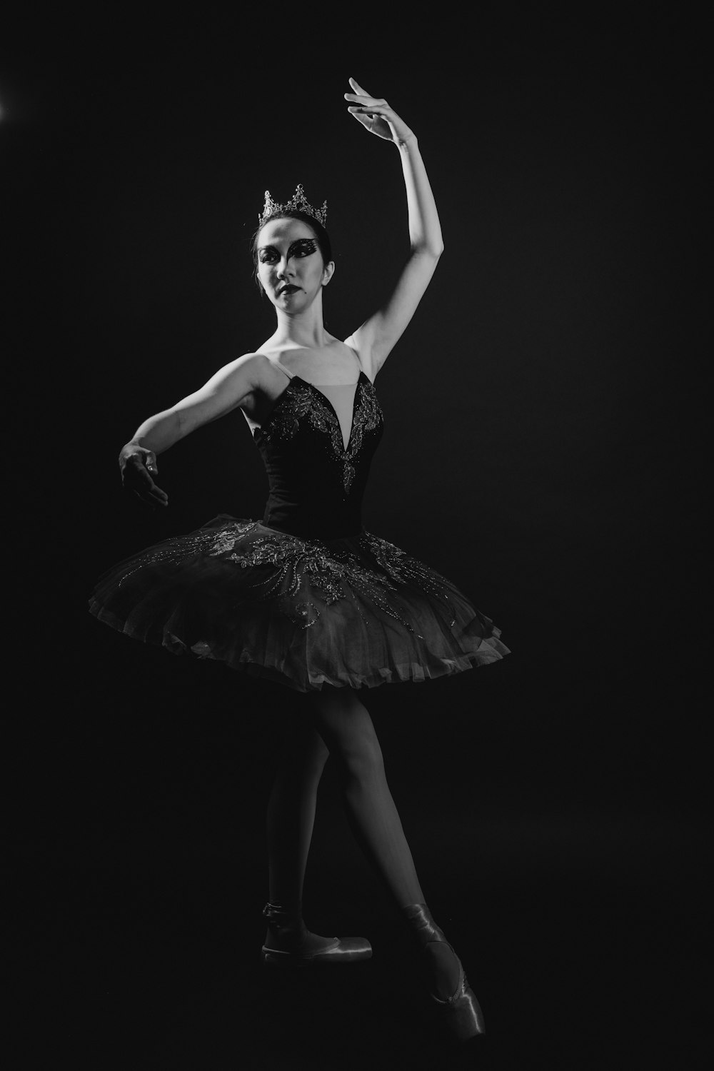 黒いチューブドレスの女性の写真 – Unsplashの無料バレエ写真