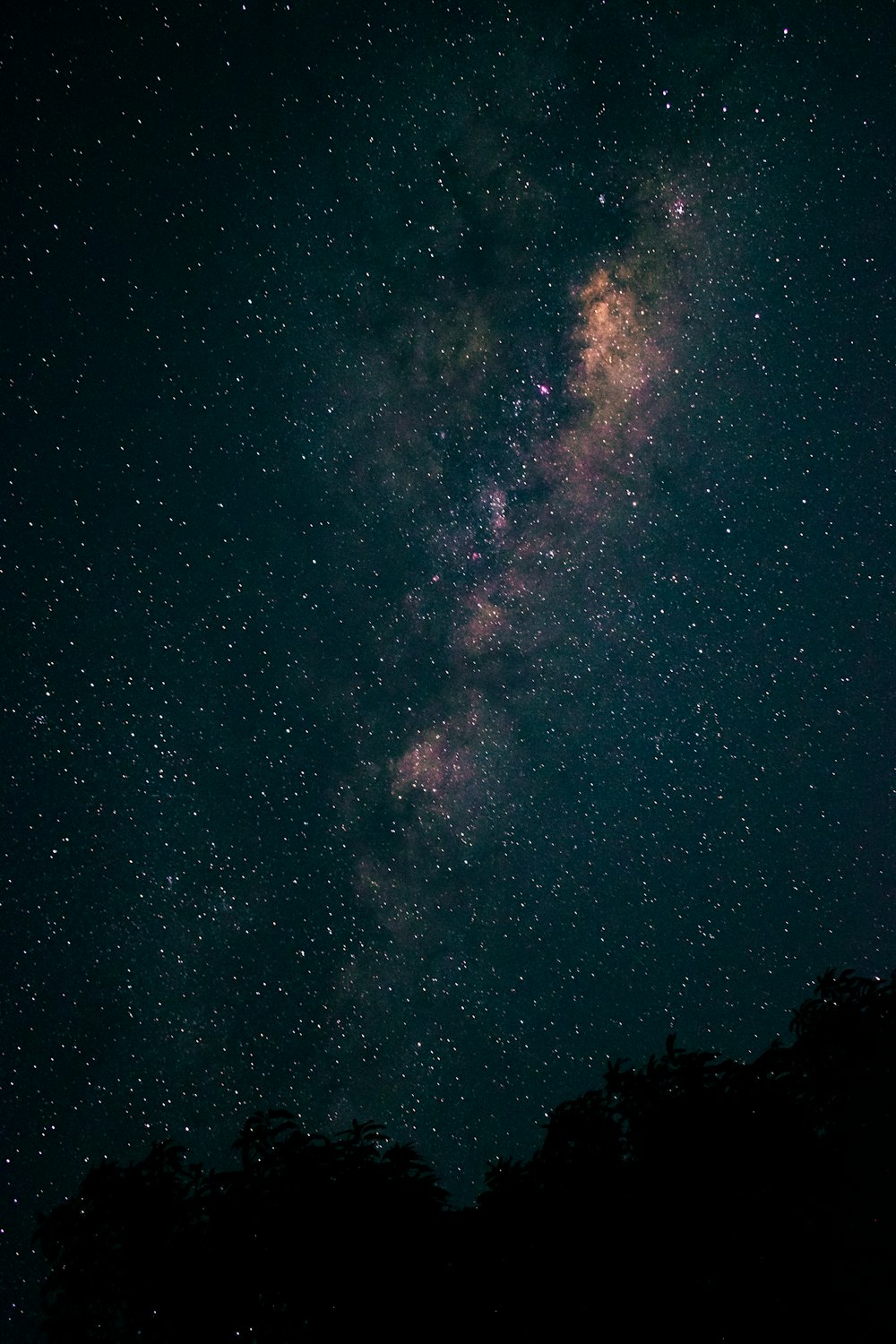 blue sky with stars during night time