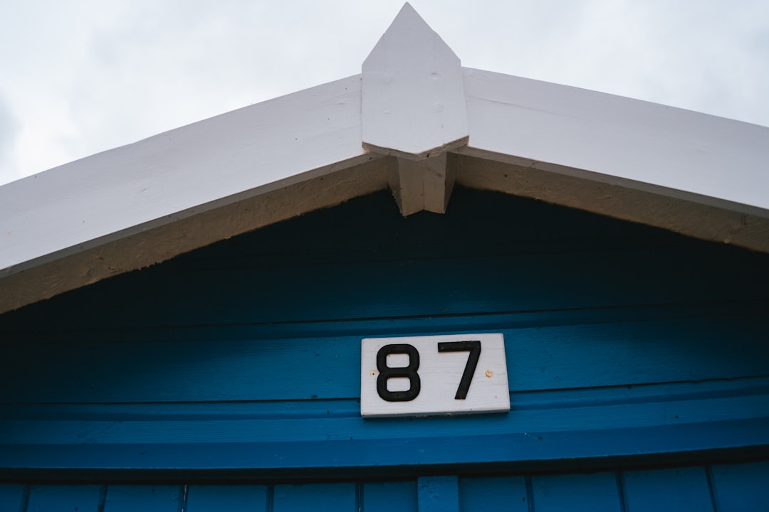 white and black number 8 sign,
