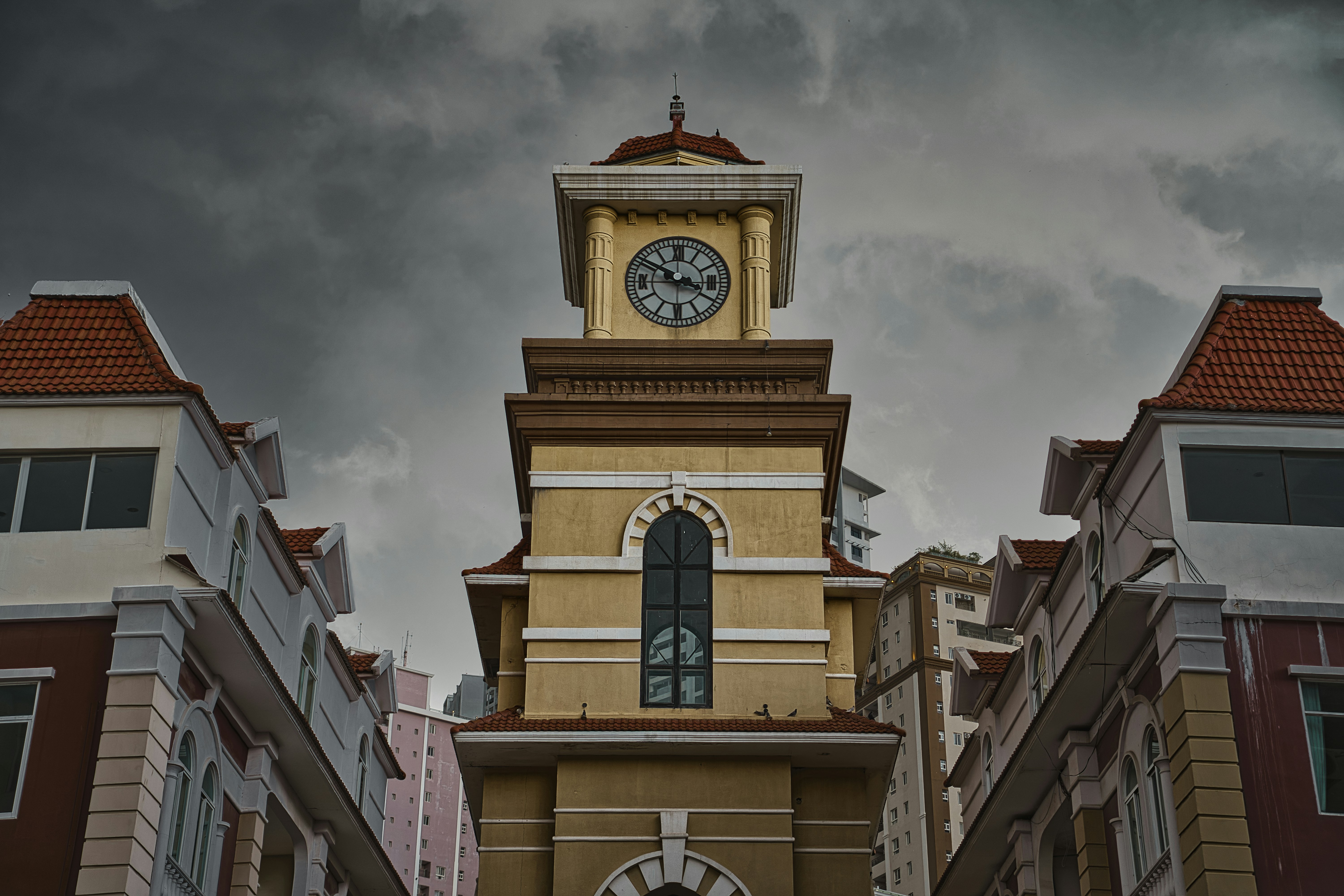 Photo by aritraroys