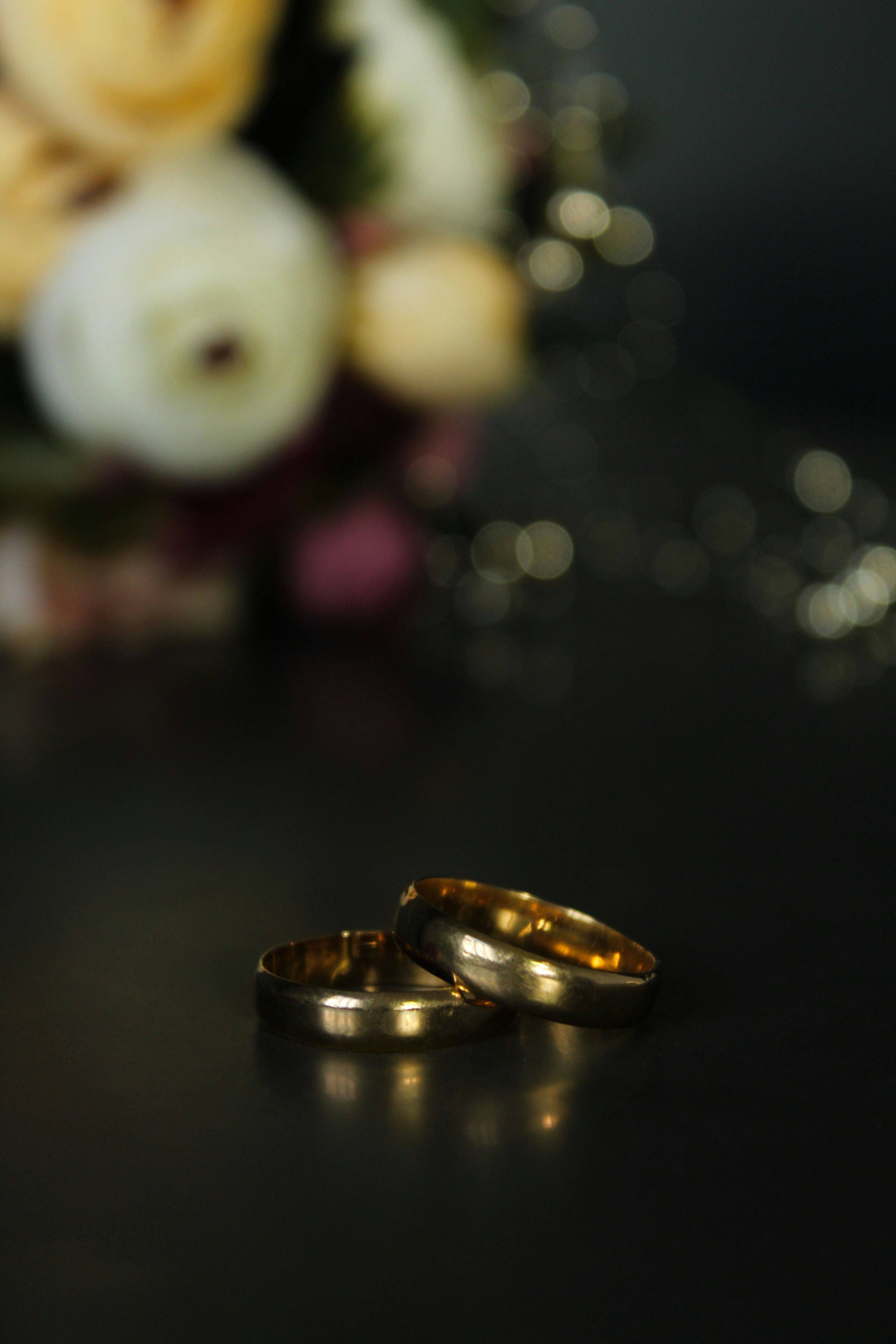 wedding rings gold wedding, ilustrasi artikel Saying 