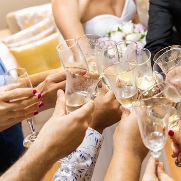 Cover Image for Blind Drinks Date - Ladies in their late 20s & Early 30s