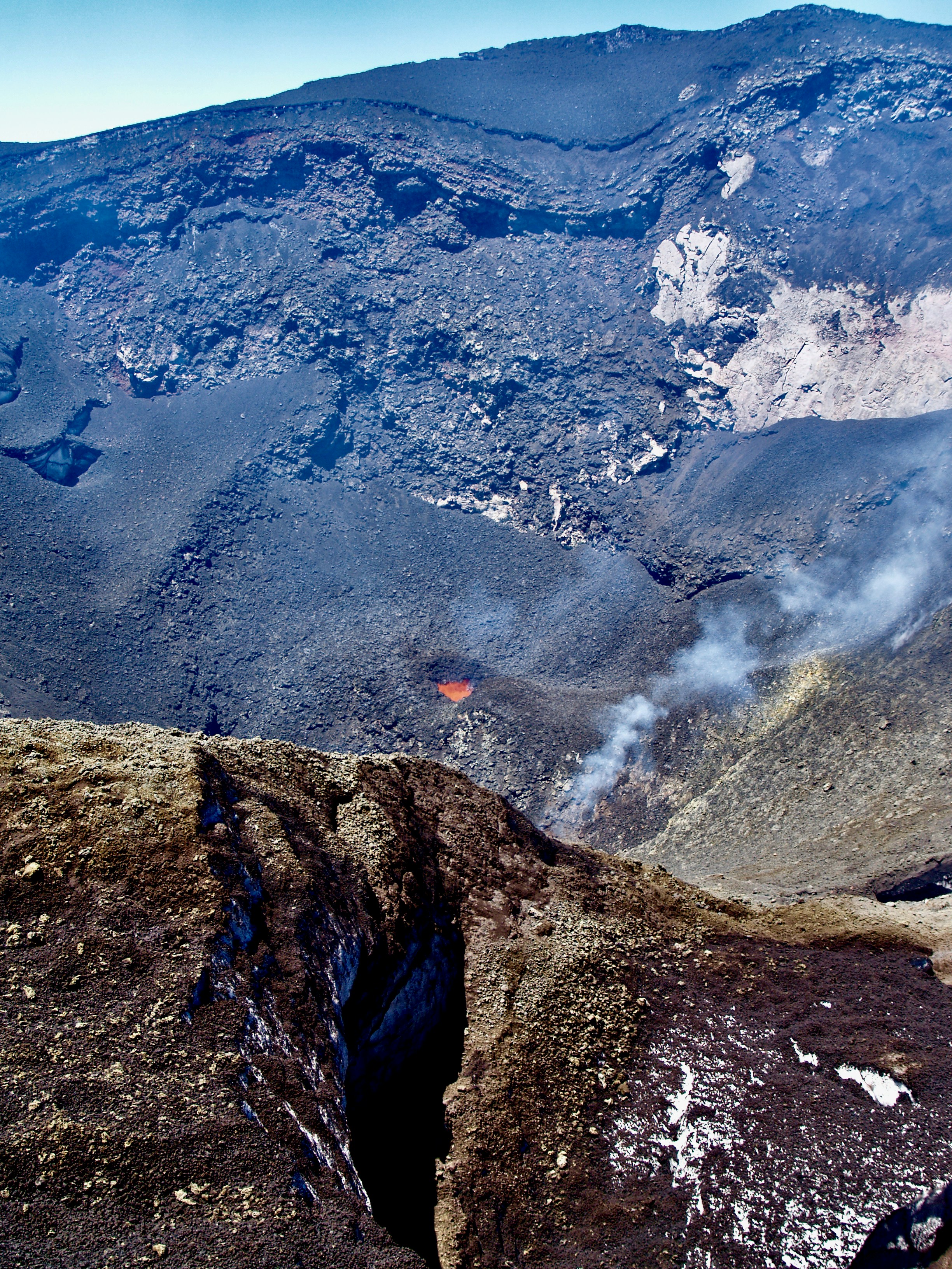 Photo by peterburdon