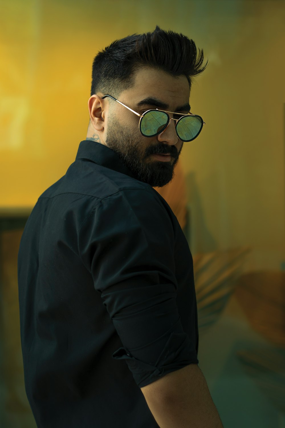 man in black dress shirt wearing black framed eyeglasses photo – Free Iran  Image on Unsplash