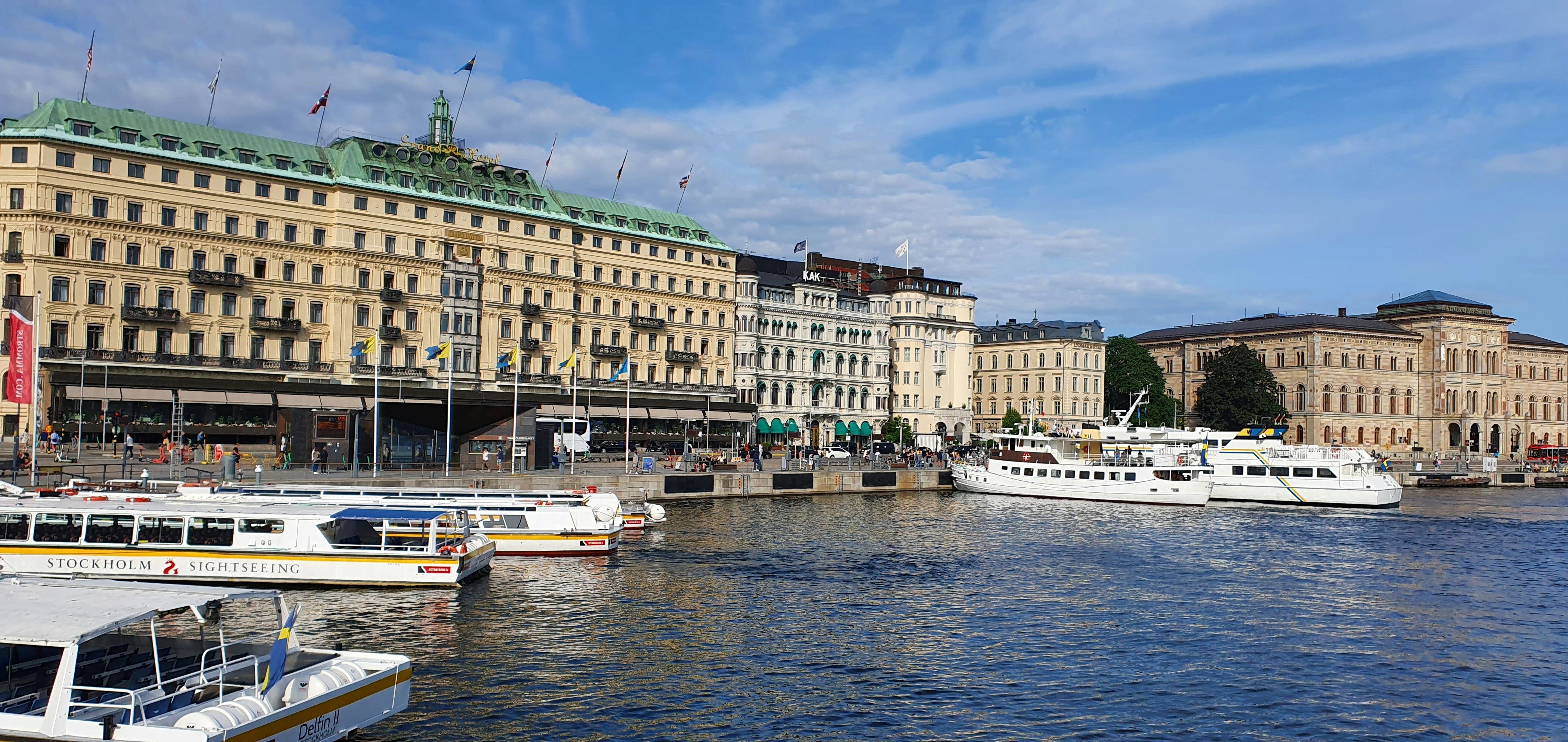 Photo by kabirbaidhya