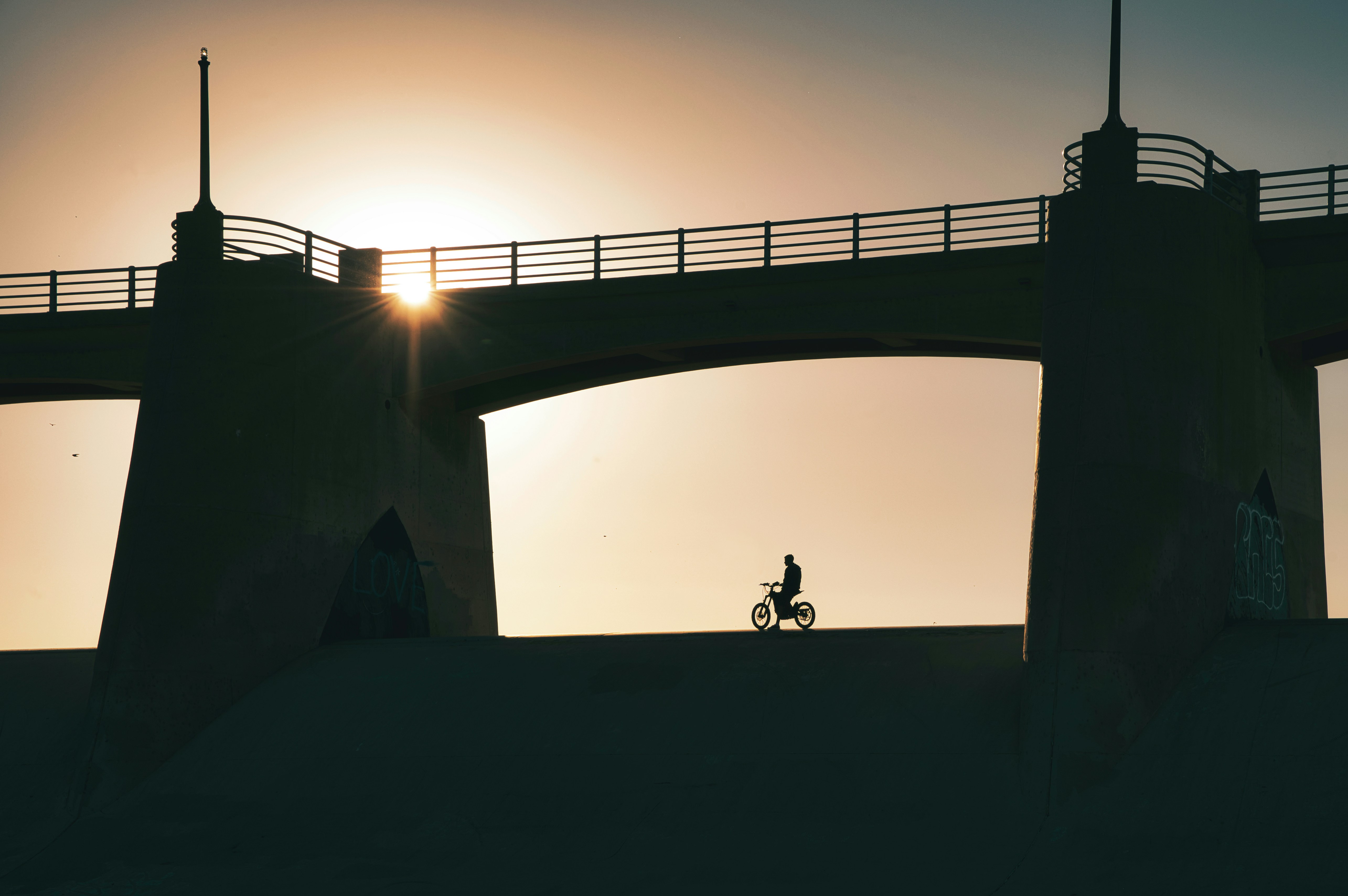 laptop friendly digital nomad freelancer cafe Burbank