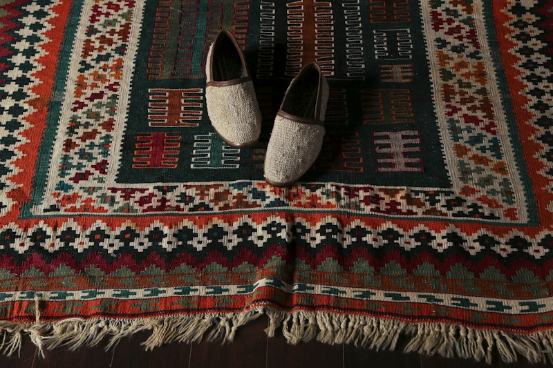 Indian Dhurrie Flat-Weave Rug - image 3