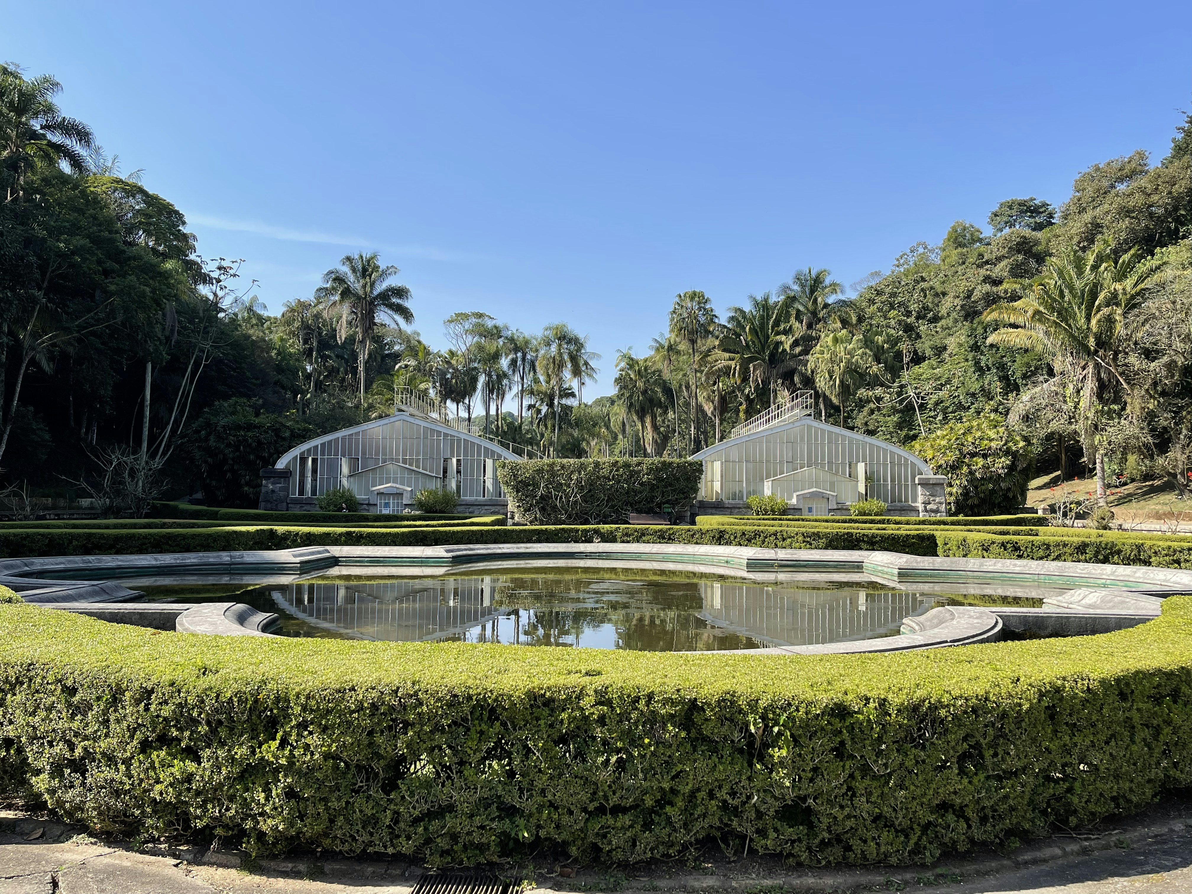 Photo by andresmachado_