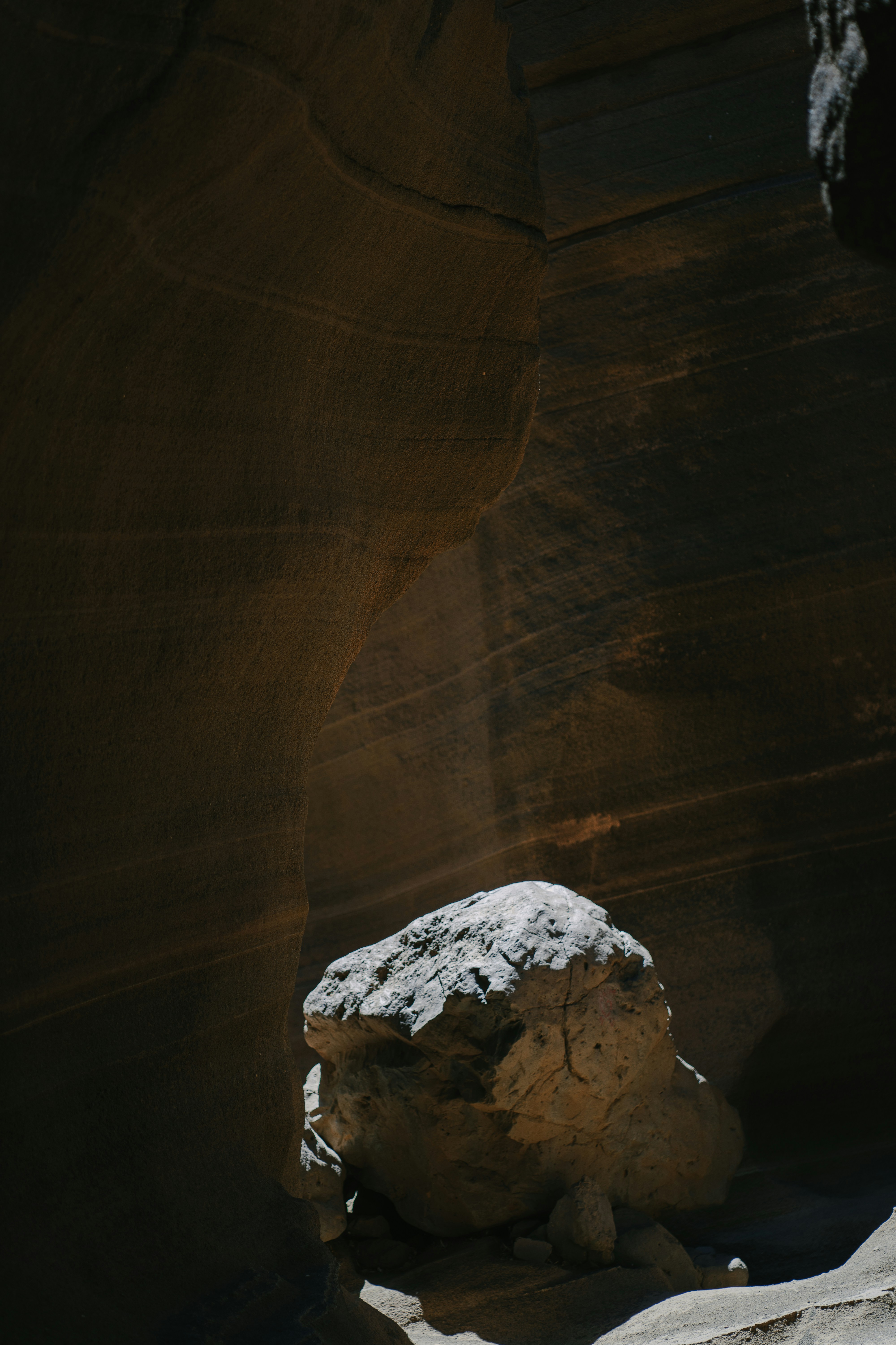 brown rock formation during daytime