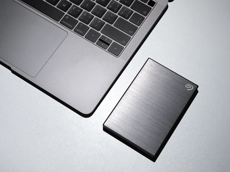 Samsung T7 Shield 2TB