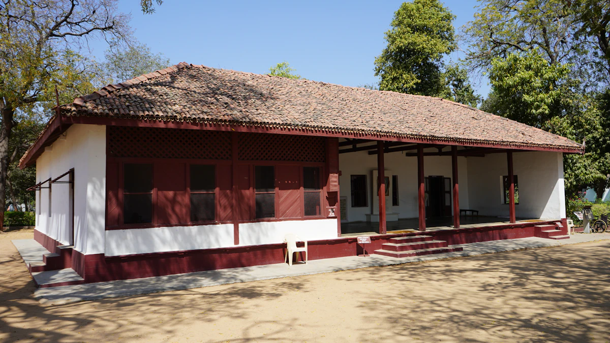 City views and atmosphere — Ahmedabad