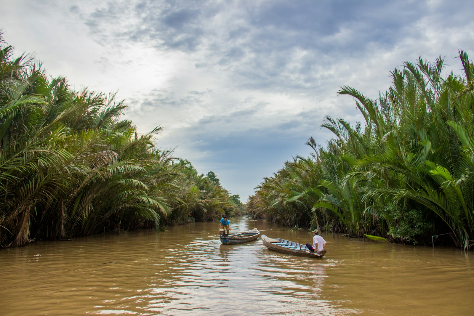 Ghé Bến Sông, Nghe Chuyện Miền Tây
