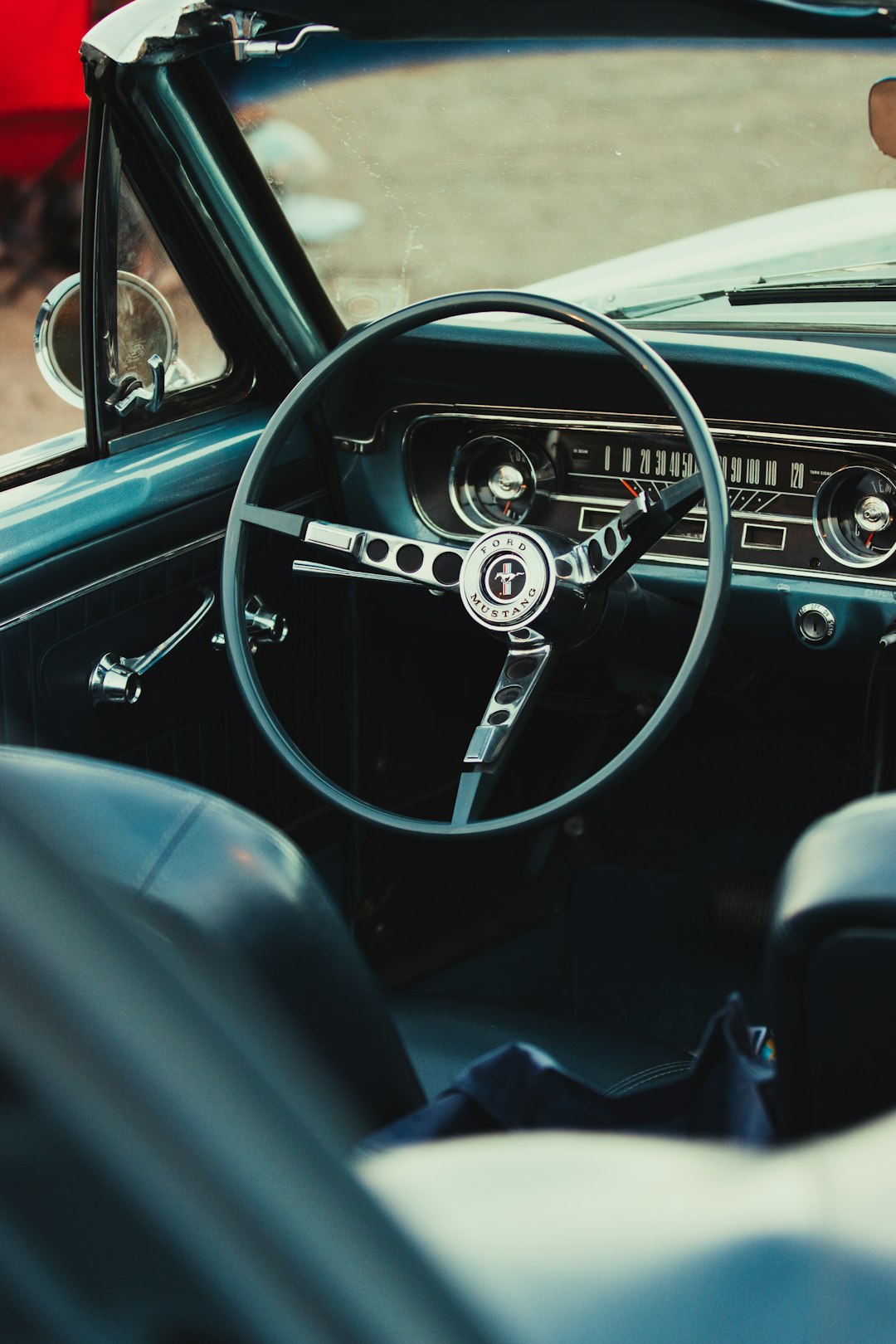 black and silver steering wheel