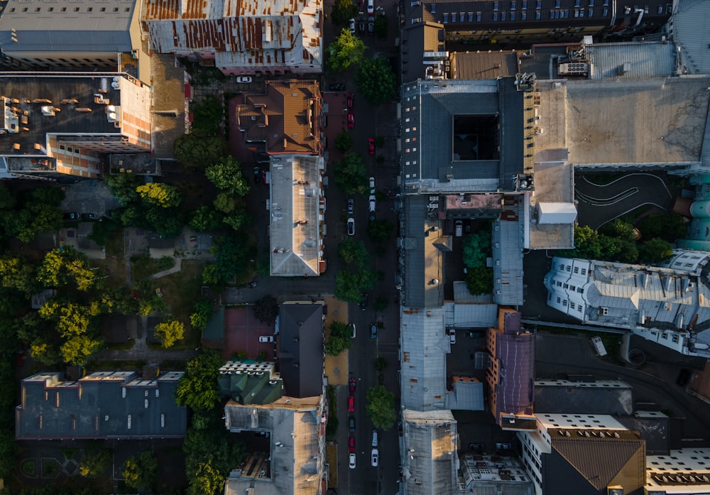 Vista aérea de los edificios de la ciudad durante el día