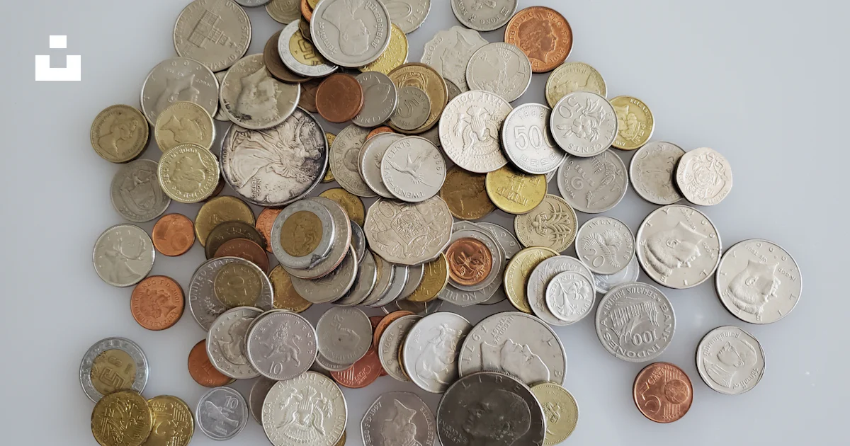 Round Coin Silver and gold round coins photo – Free Money Image on Unsplash