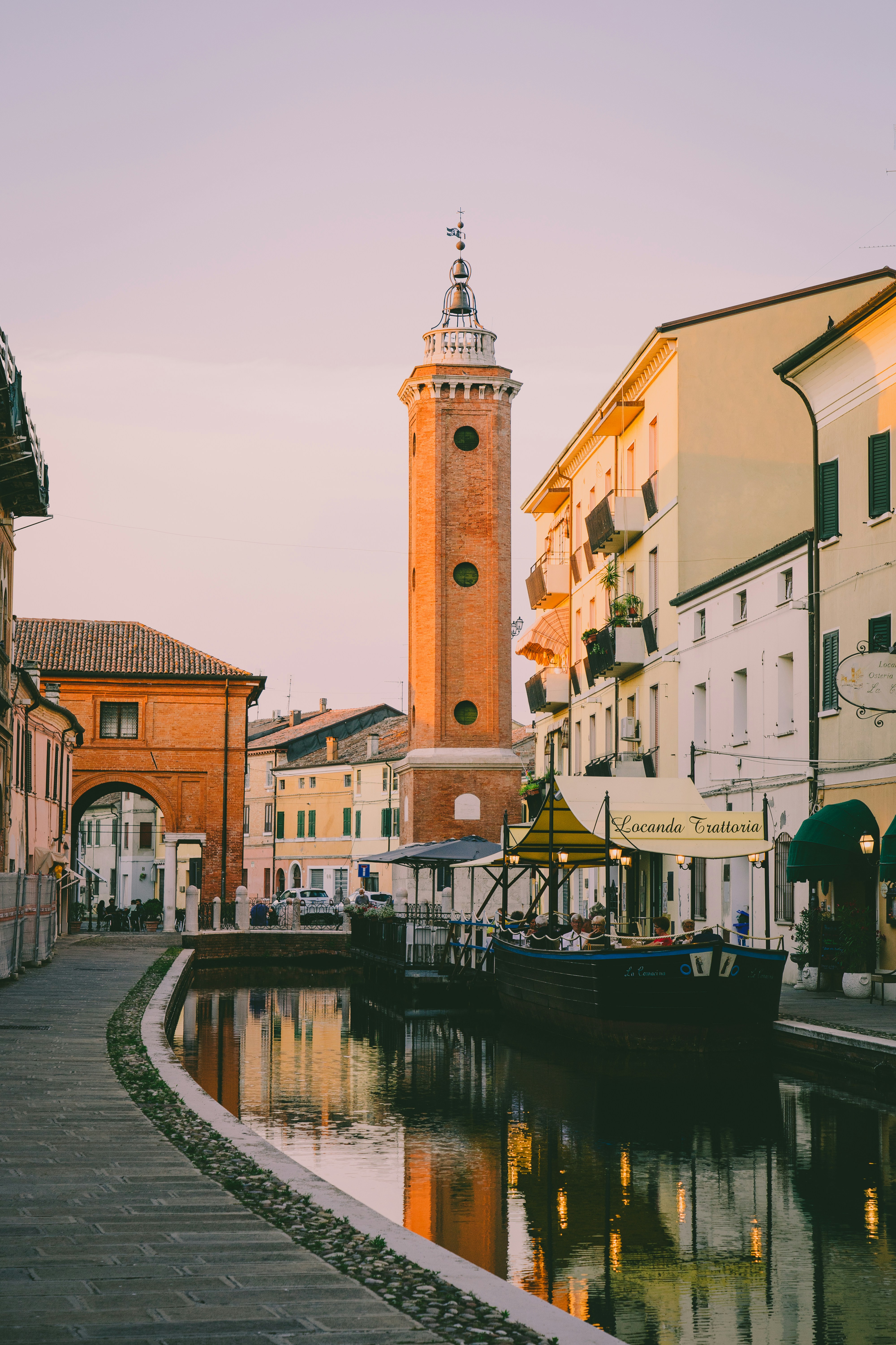 Photo by theverticalstory