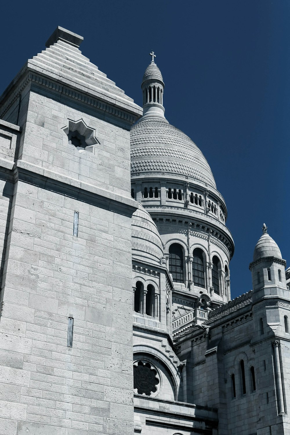 gray concrete building under blue sky during daytime