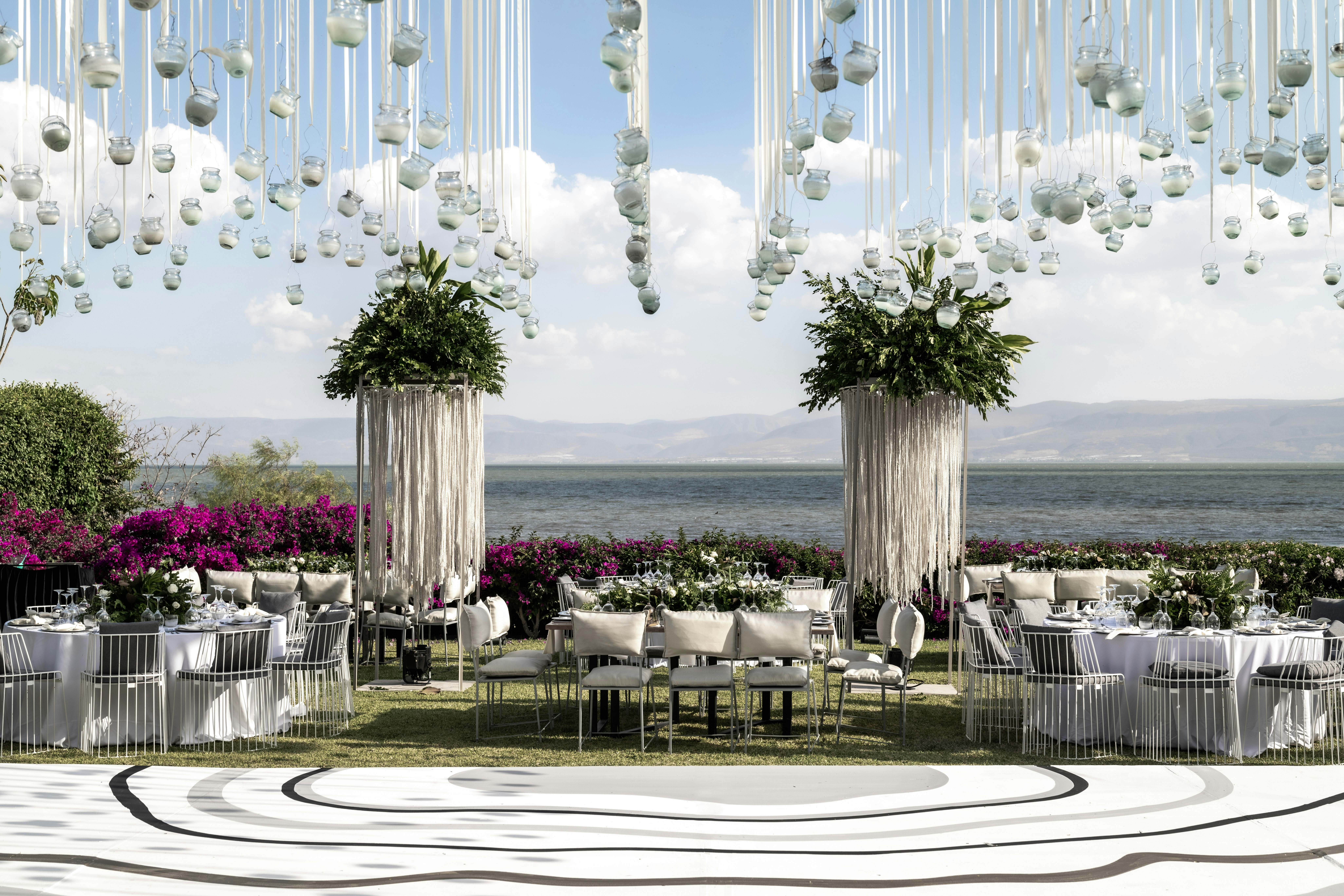 White and brown table and chairs set