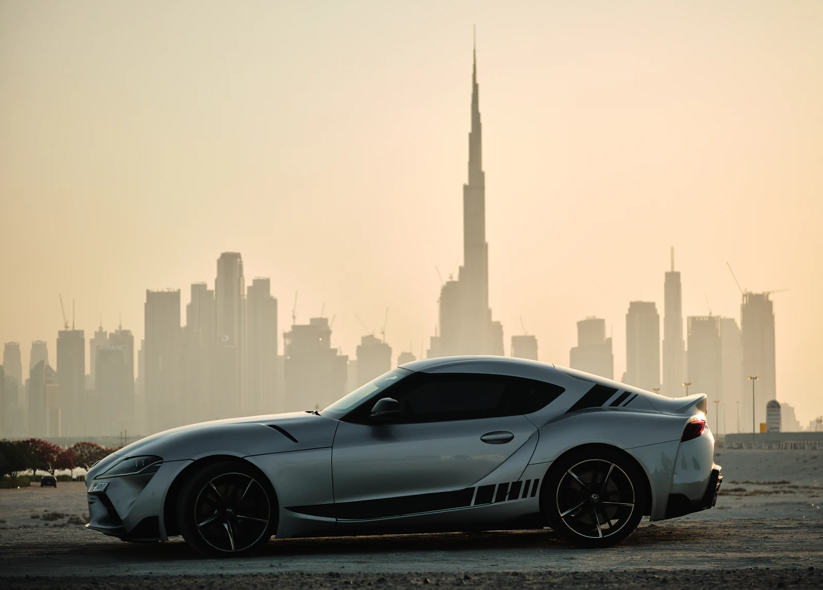 Golden Hour: The Best Sunset Drives Around Dubai