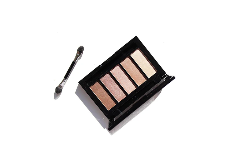 Neutral-Tone Eyeshadow Palette