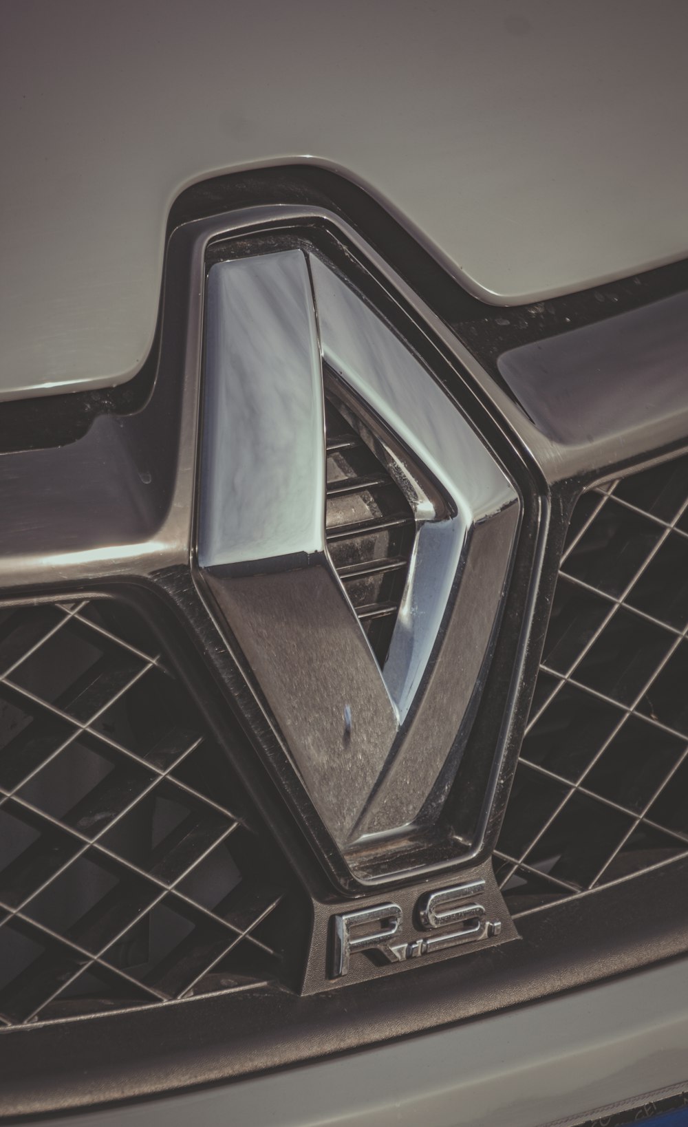 white and brown car ceiling