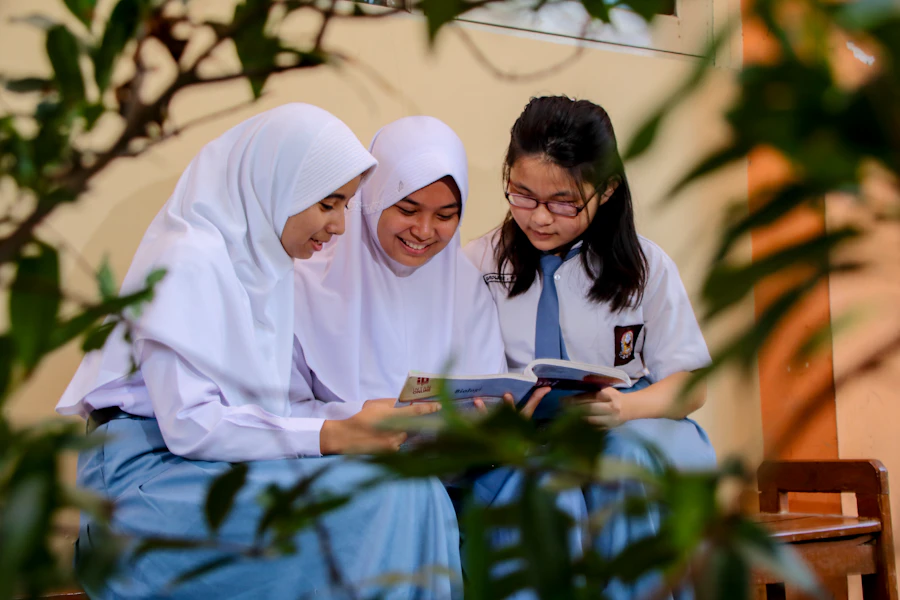 Foto siswa belajar