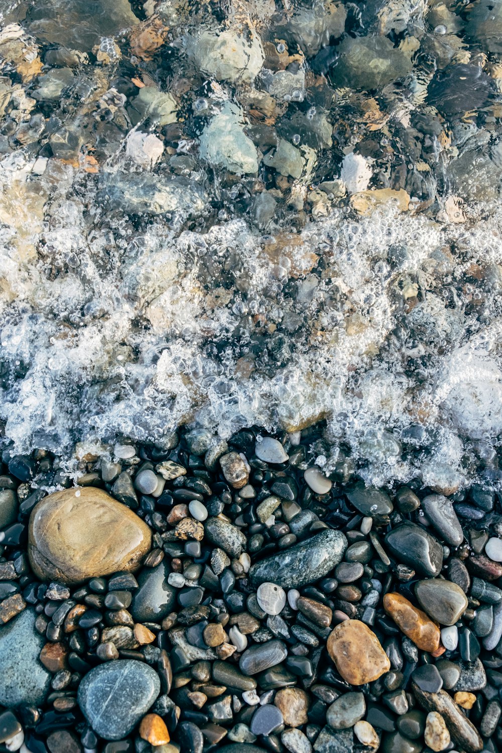 white and brown stone fragments