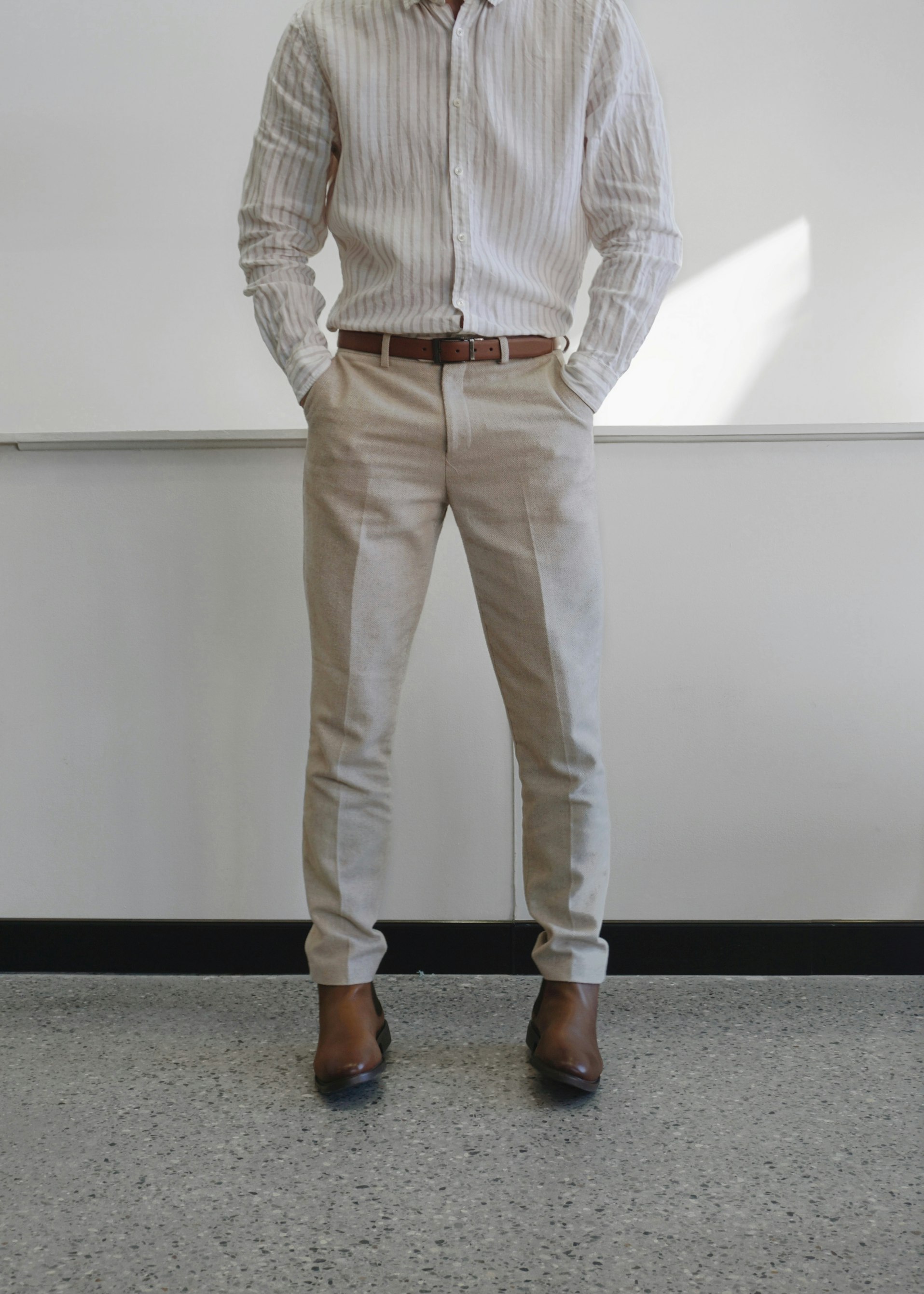 What Color Shirt Goes With Khaki Pants? 5 Best Colors Found!